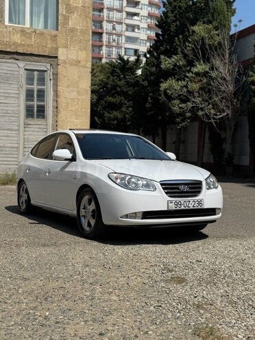Hyundai Avante 2009, 238,500 km - 1.6 л - Bakı