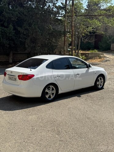 Hyundai Avante 2009, 238,500 km - 1.6 л - Bakı