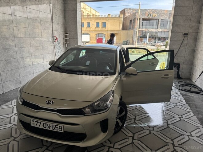 Kia Rio 2018, 164,000 km - 1.6 l - Bakı