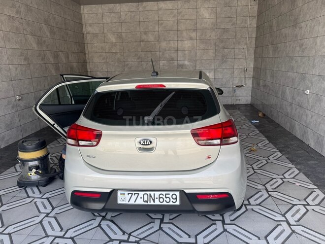 Kia Rio 2018, 164,000 km - 1.6 l - Bakı