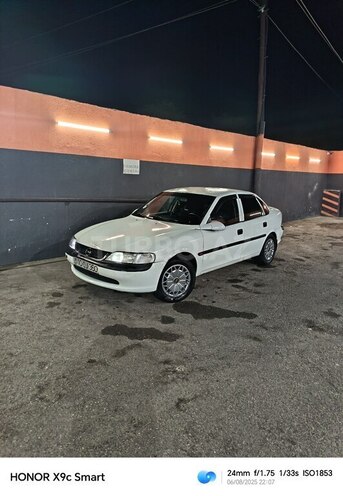 Opel Vectra 1997, 297,000 km - 1.8 l - Bakı