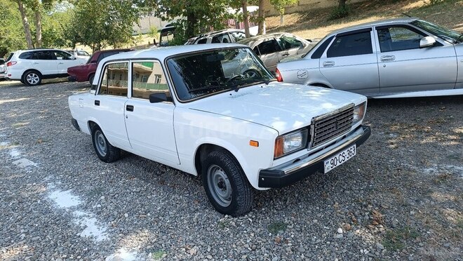 LADA (VAZ) 2107 2008, 95,000 km - 1.6 l - Qazax