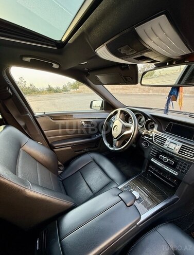 Mercedes E 200 2013, 227,000 km - 2.0 l - Naxçıvan
