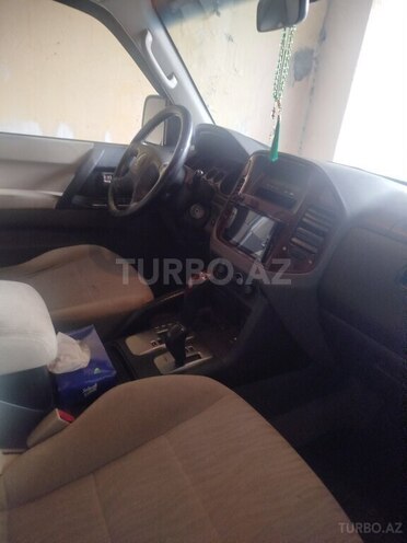 Mitsubishi Pajero 2003, 285,672 km - 3.0 l - Bakı