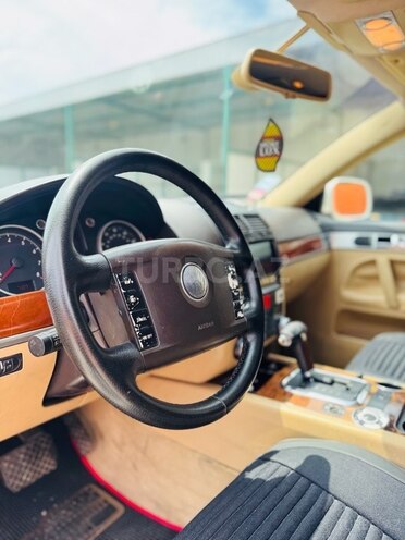 Volkswagen Touareg 2003, 297,641 km - 3.2 l - Bakı