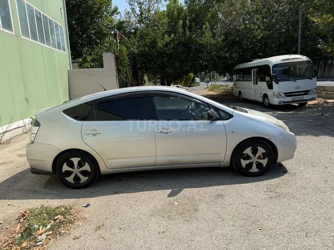 Toyota Prius 2006, 299,000 km - 1.5 л - Bakı