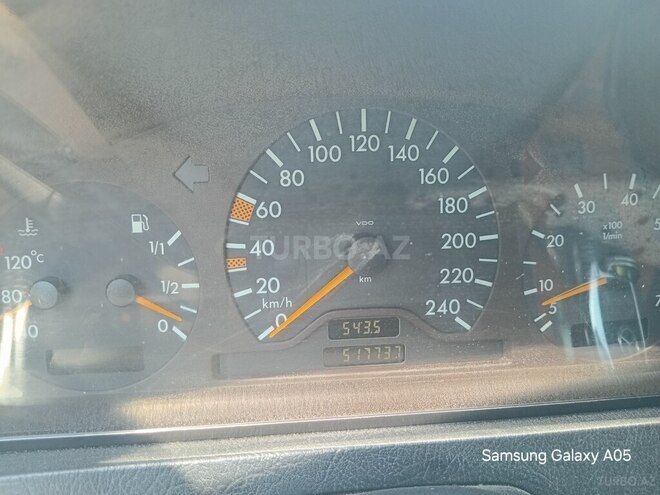 Mercedes C 200 1997, 300,000 km - 2.0 l - Bakı