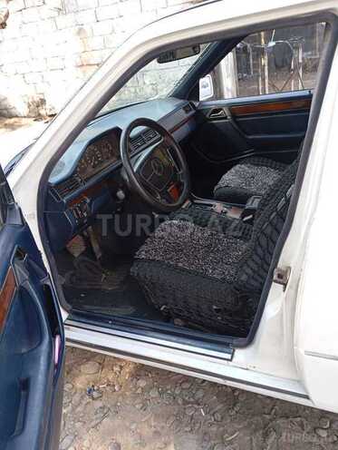 Mercedes E 200 1994, 150,000 km - 2.0 л - Beyləqan