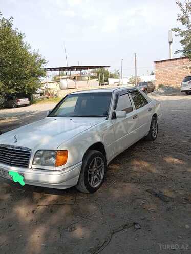 Mercedes E 200 1994, 150,000 km - 2.0 л - Beyləqan