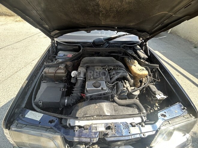 Mercedes E 250 1994, 525,123 km - 2.5 л - Bakı
