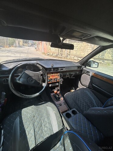 Mercedes E 250 1994, 525,123 km - 2.5 л - Bakı