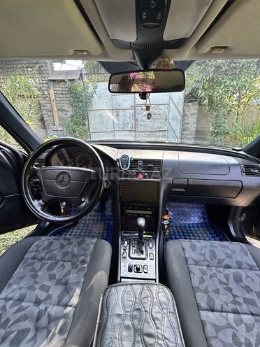 Mercedes C 200 1998, 404,040 km - 2.0 l - Oğuz