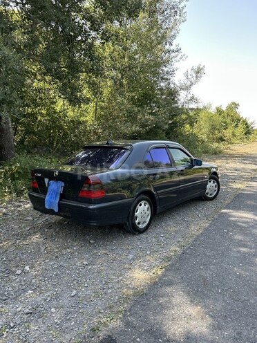 Mercedes C 200 1998, 404,040 km - 2.0 l - Oğuz