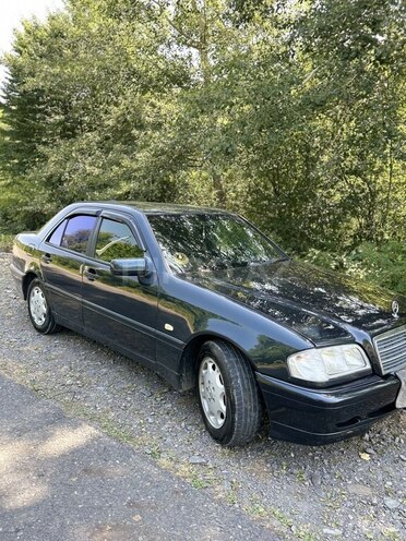 Mercedes C 200 1998, 404,040 km - 2.0 l - Oğuz