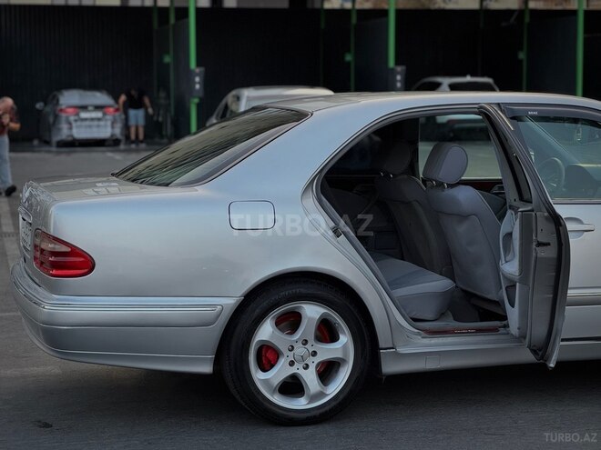 Mercedes E 240 2000, 377,400 km - 2.4 l - Bakı