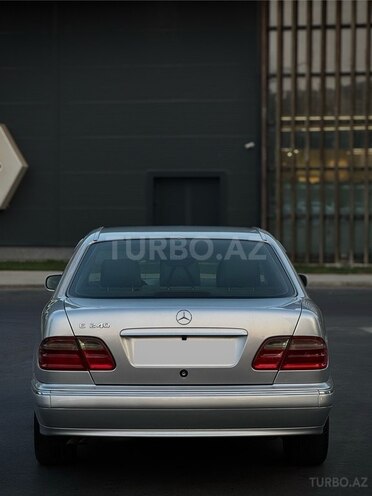 Mercedes E 240 2000, 377,400 km - 2.4 l - Bakı