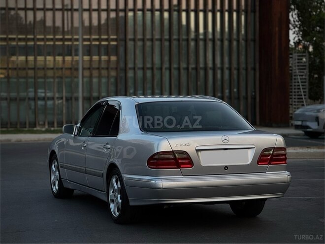Mercedes E 240 2000, 377,400 km - 2.4 l - Bakı