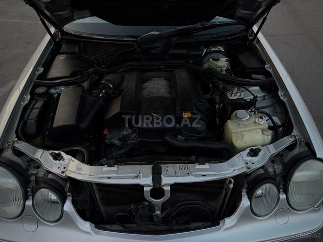 Mercedes E 240 2000, 377,400 km - 2.4 l - Bakı