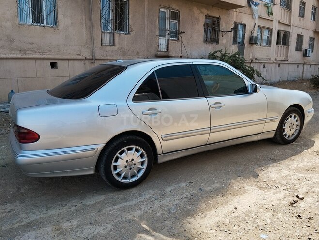 Mercedes E 220 d 2000, 428,000 km - 2.2 l - Bakı