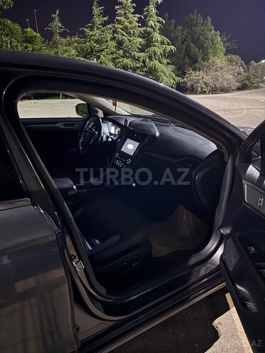 Ford Fusion (North America) 2018, 118,000 km - 1.5 л - Bakı