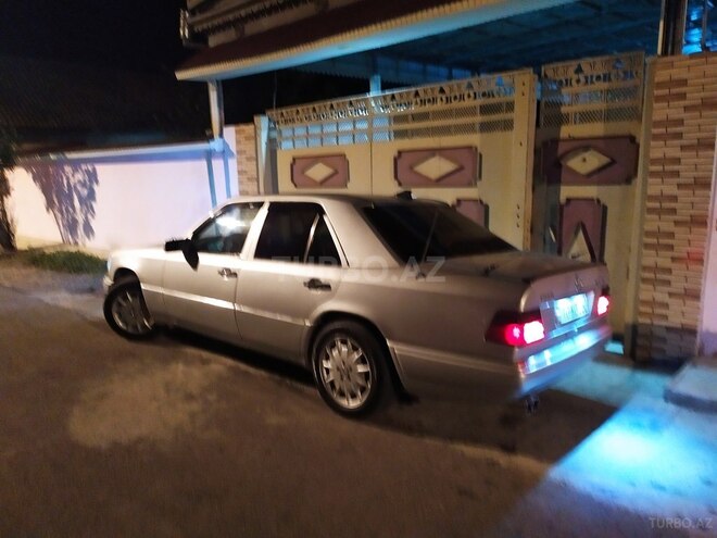 Mercedes E 200 1994, 253,698 km - 2.0 л - Lənkəran