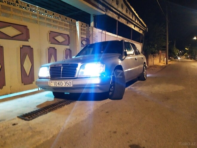 Mercedes E 200 1994, 253,698 km - 2.0 л - Lənkəran