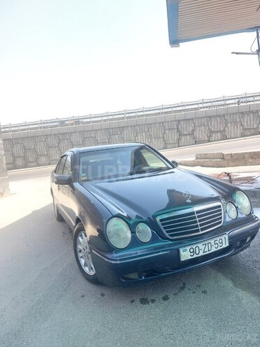 Mercedes E 220 d 1999, 370,000 km - 2.2 l - Bakı