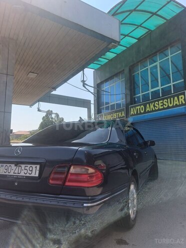 Mercedes E 220 d 1999, 370,000 km - 2.2 l - Bakı