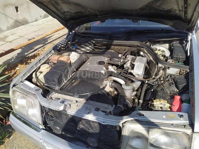 Mercedes E 200 1994, 253,698 km - 2.0 л - Lənkəran