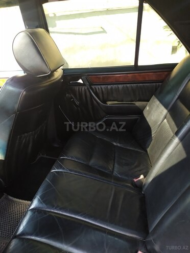 Mercedes E 200 1994, 253,698 km - 2.0 л - Lənkəran