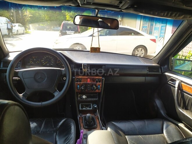 Mercedes E 200 1994, 253,698 km - 2.0 л - Lənkəran