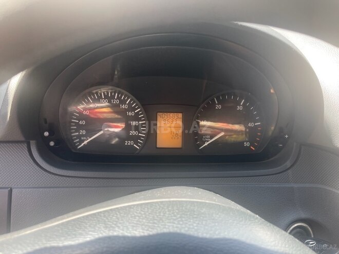 Mercedes Vito 2011, 409,700 km - 2.2 l - Gəncə