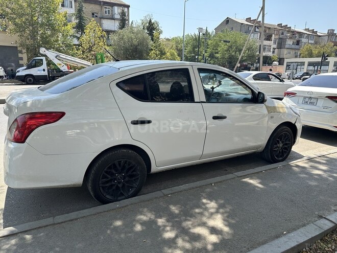 Nissan Sunny 2018, 211,451 km - 1.5 l - Bakı