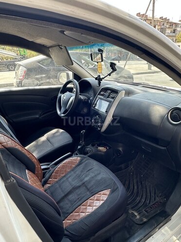 Nissan Sunny 2018, 211,451 km - 1.5 l - Bakı