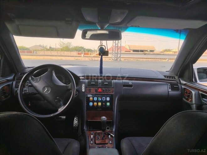 Mercedes E 220 1999, 200,000 km - 2.2 l - Gəncə