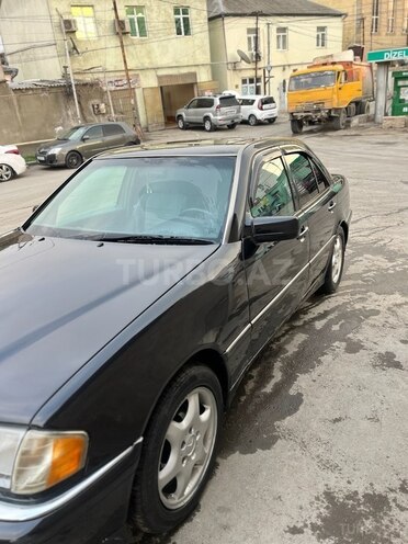 Mercedes C 230 1999, 317,413 km - 2.3 l - Bakı