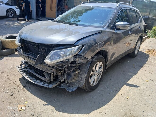 Nissan X-Trail 2015, 124,000 km - 2.5 л - Bakı