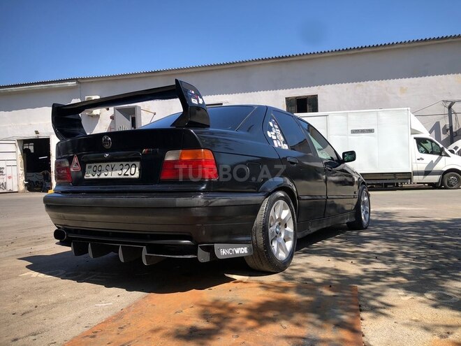 BMW 320 1995, 300,000 km - 2.0 l - Bakı