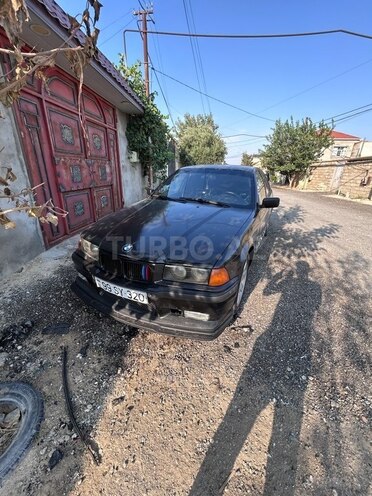 BMW 320 1995, 300,000 km - 2.0 l - Bakı