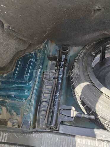 Mercedes C 200 1995, 380,000 km - 2.0 л - Tovuz