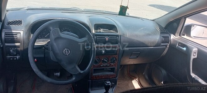 Opel Astra 2000, 250,000 km - 2.0 л - Gəncə