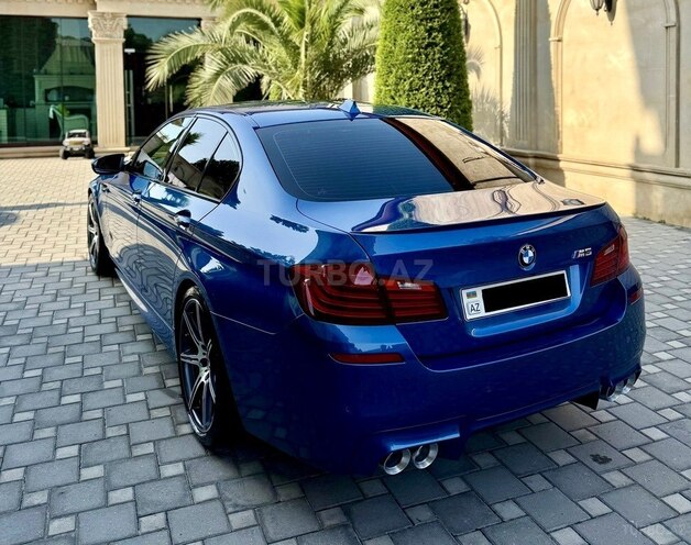 BMW M5 2013, 86,000 km - 4.4 л - Bakı