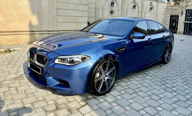 BMW M5 2013, 86,000 km - 4.4 л - Bakı