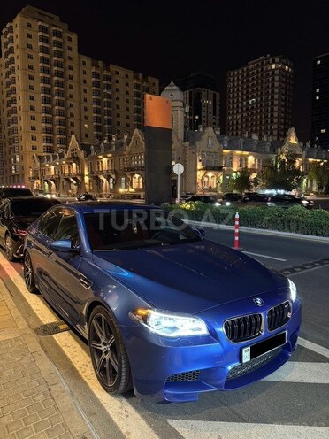 BMW M5 2013, 86,000 km - 4.4 л - Bakı
