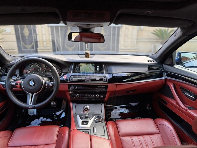 BMW M5 2013, 86,000 km - 4.4 л - Bakı