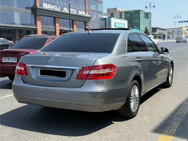 Mercedes E 220 2009, 274,000 km - 2.1 l - Bakı