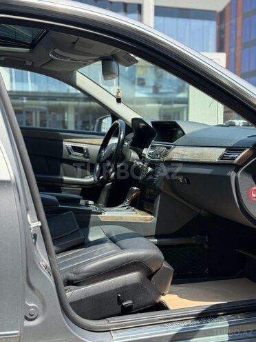 Mercedes E 220 2009, 274,000 km - 2.1 l - Bakı