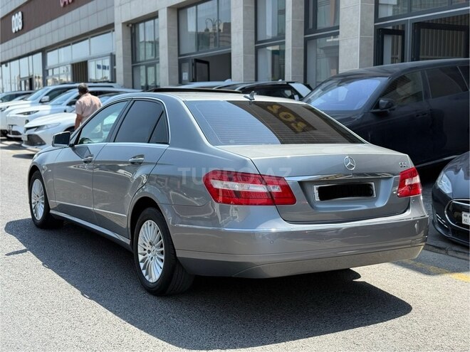 Mercedes E 220 2009, 274,000 km - 2.1 l - Bakı