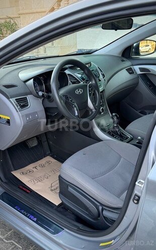Hyundai Elantra 2015, 147,600 km - 1.8 l - Bakı