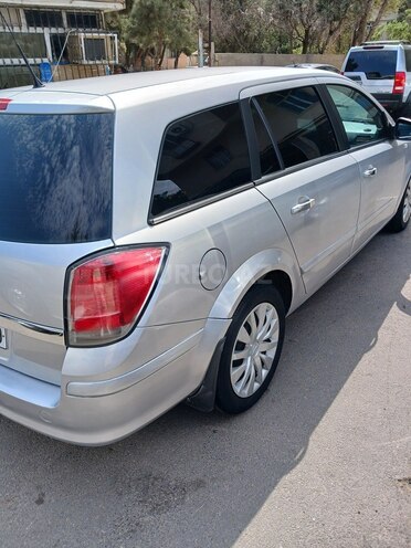 Opel Astra 2006, 250,000 km - 1.3 l - Bakı